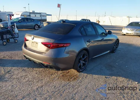 2017 Alfa Romeo Giulia Ti Rwd z USA, uszkodzony, nr VIN ZARFAECN4H7537569